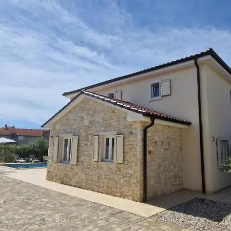 Luxury Five Stars With Pool, Near - By Traveler Tourist Agency Krk - Id 2140 Villa Pinezići