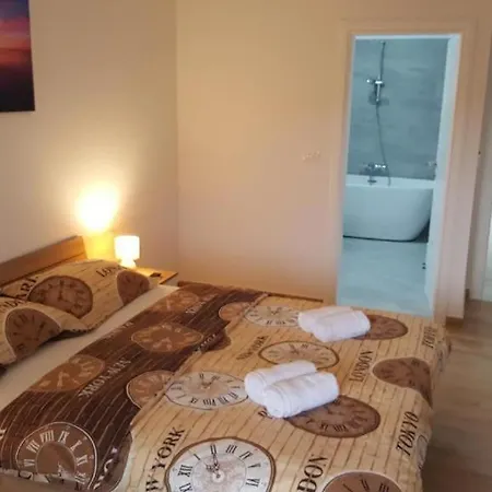 Luxury Five Stars With Pool, Near - By Traveler Tourist Agency Krk - Id 2140 Βίλα *