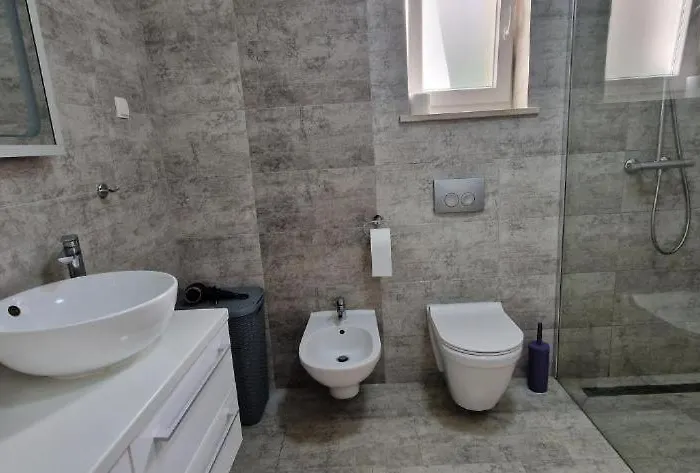 Willa Luxury Five Stars With Pool, Near - By Traveler Tourist Agency Krk - Id 2140 Pinezići