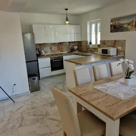 Villa Luxury Five Stars With Pool, Near - By Traveler Tourist Agency Krk - Id 2140 Pinezici (Krk)