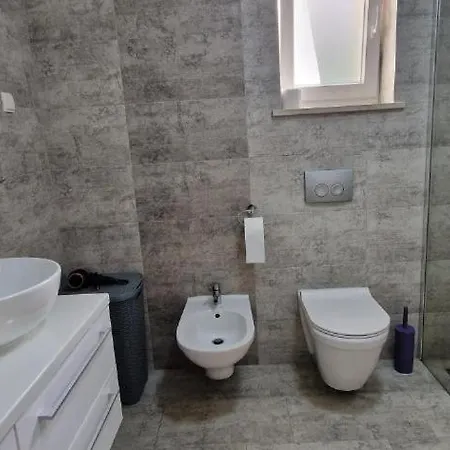 Villa Luxury Five Stars With Pool, Near - By Traveler Tourist Agency Krk - Id 2140 Pinezici (Krk)